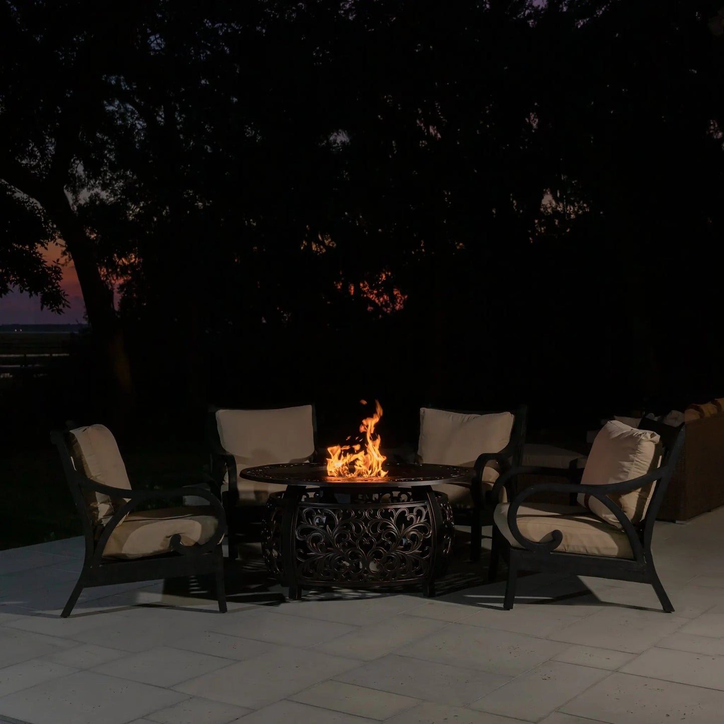 Toulon 48" Oval Filigree Aluminum Convertible Gas Fire Pit Table